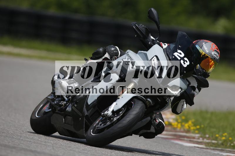 /Archiv-2024/29 12.06.2024 MOTO.CH Track Day ADR/Gruppe gelb/23